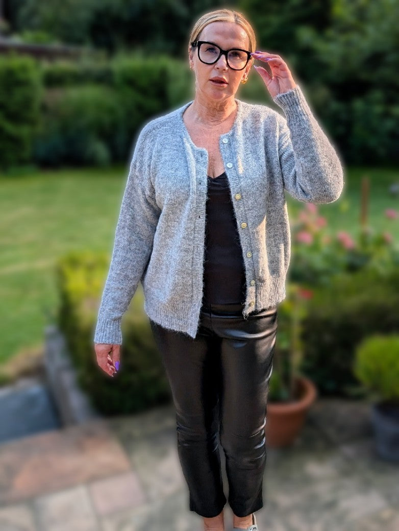 Cardigan Strickjacke Hellgrau mit Knöpfen One Size (Effeny)