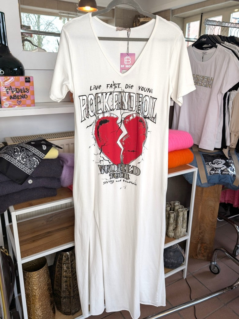 Das Maxi-Kleid im Rock-and-Roll-Stil vereint lässigen Charme mit praktischem Komfort - mit seitlichem Schlitz, integrierten Taschen und coolen Farben!
