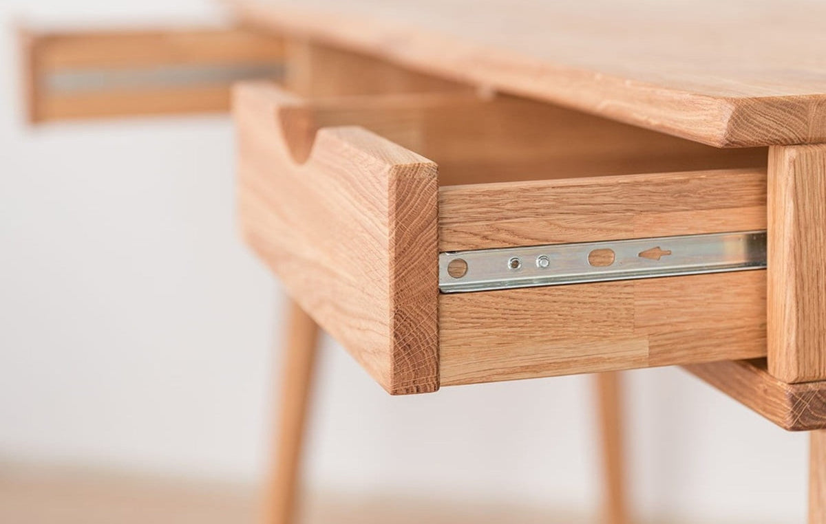 Savona Wildeiche Schreibtisch Savona II – 137,5 cm für Effizientes Arbeiten