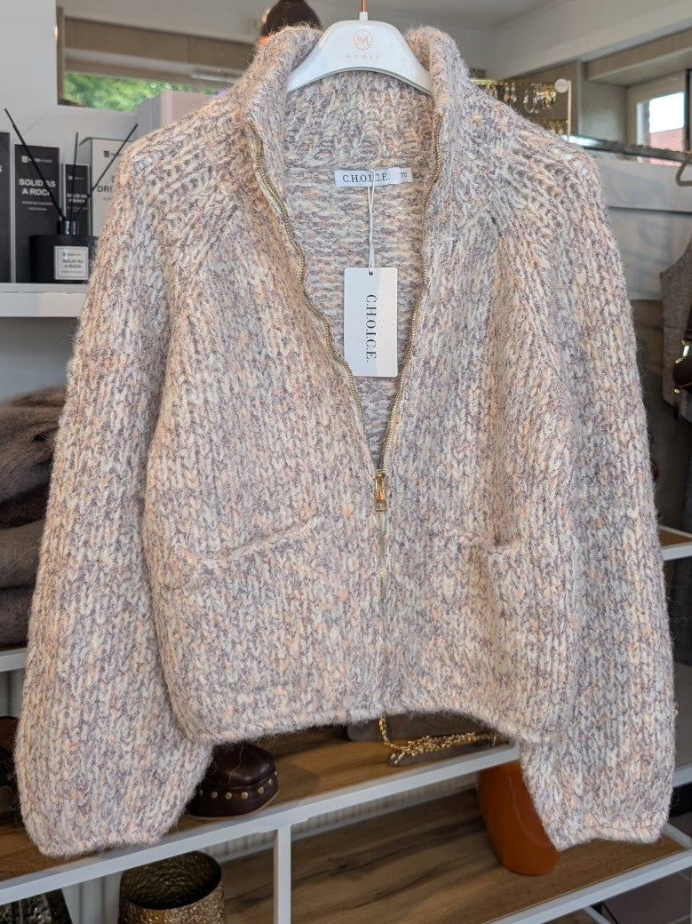 Die Zipper Strickjacke in hochwertiger Mischung aus Viskose, Nylon und Wolle in Creme Beige mit Rosa Lila Apricots Gelb hat stilvolles Design und Tragekomfort!