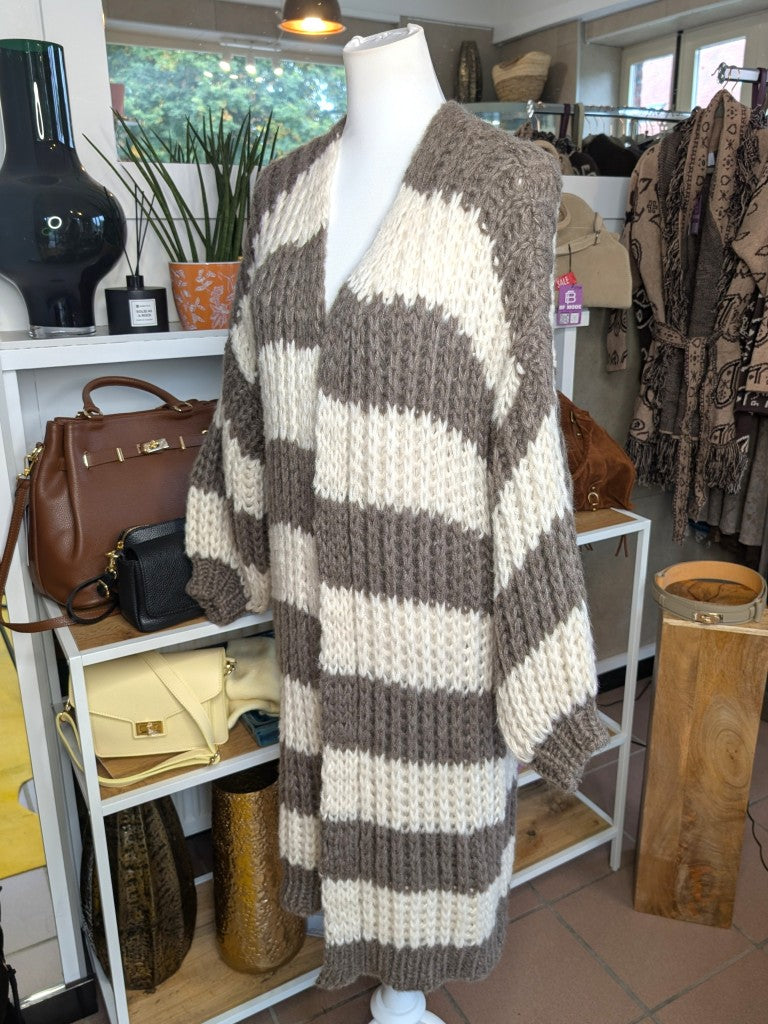 Eleganter weicher langer offener Cardigan, auffälliger Grobstrick gestreift Taupe Créme - ideal als Layering-Piece für Frühling Herbst leichte Übergangsschicht.