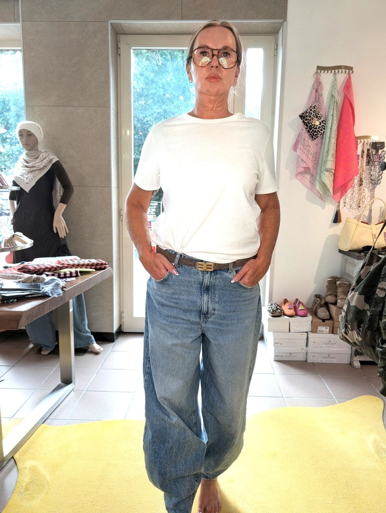 Eleganter hochwertiger Wildledergürtel Taupe im Balenciaga-Stil - vielseitiges Accessoire für verschiedene Anlässe. Passt perfekt zu Jeans, Chinos, Kleidern!