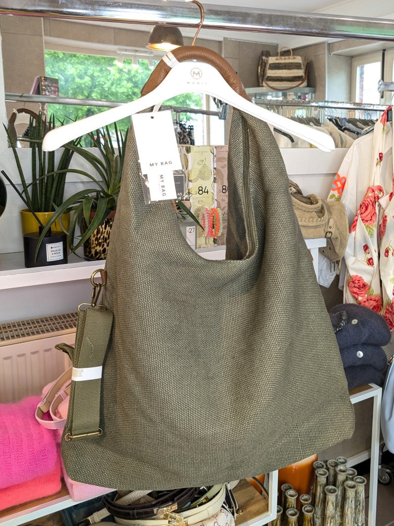 Elegante Juteleinen Hobo Bag in elegantem Khaki mit Lederdetails Braun - breiter Schulterriemen und Cross-Body Riemen. Zeitloses Design, vielseitiger Begleiter!