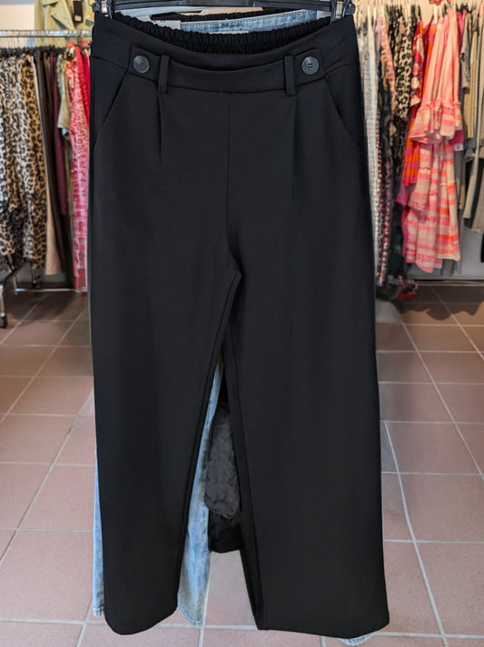 Die schwarze Wide Leg Stoffhose aus hochwertiger Viskose in Größe M bietet eleganten Komfort und einen modernen Look - ideal für Büro oder Freizeit!