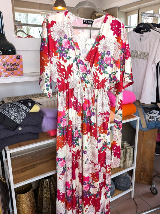 Verleihen Sie Ihrem Look mit dem 3/4 Arm Maxikleid von Lily Mcbee Eleganz und Frische. Perfekt für sommerliche Anlässe und Ausdruck Ihrer Persönlichkeit!