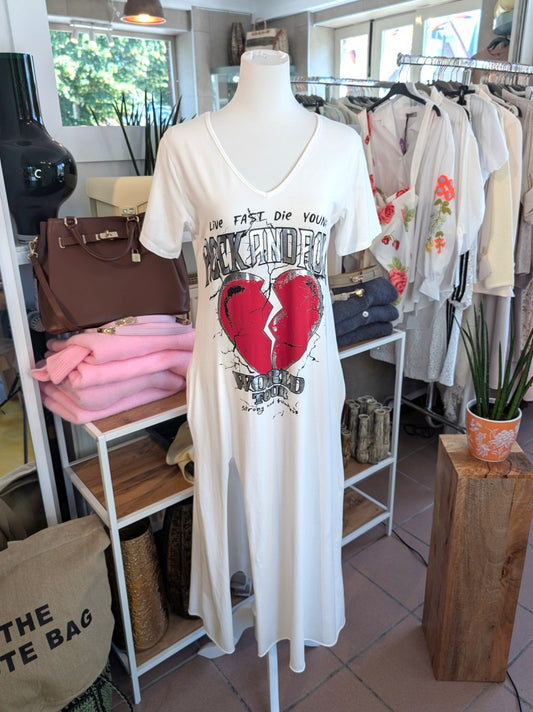 Das Maxi-Kleid im Rock-and-Roll-Stil vereint lässigen Charme mit praktischem Komfort - mit seitlichem Schlitz, integrierten Taschen und coolen Farben!