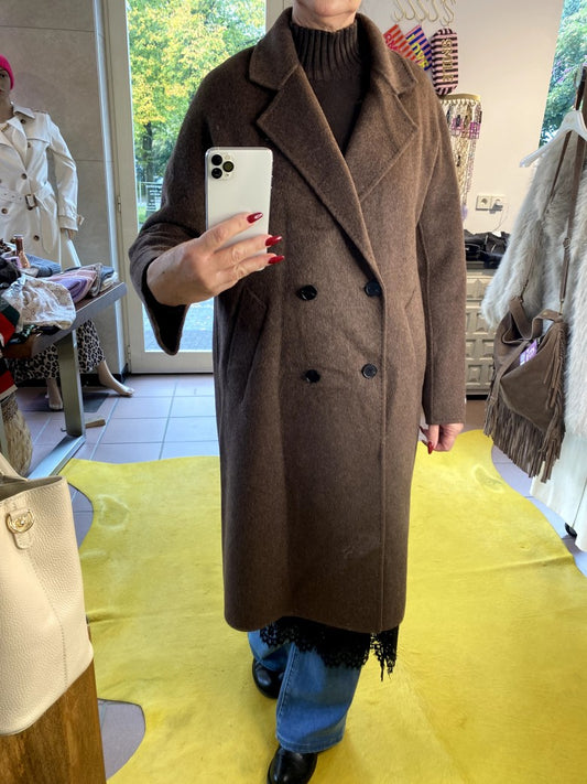 Zeitlose Eleganz mit dem handgefertigten Cashmere Kaschmir Mantel Wollmantel in Dark Coffee Braun von SensUniq - perfekter Tragekomfort, luxuriöse Weichheit!