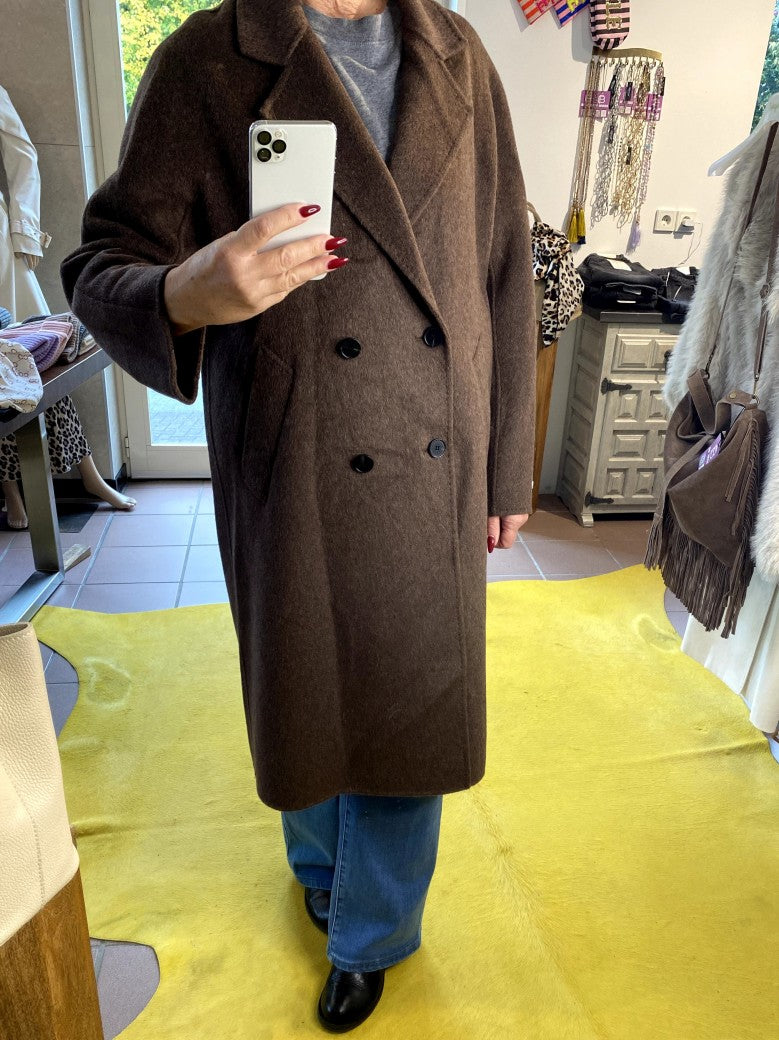 Zeitlose Eleganz mit dem handgefertigten Cashmere Kaschmir Mantel Wollmantel in Dark Coffee Braun von SensUniq - perfekter Tragekomfort, luxuriöse Weichheit!