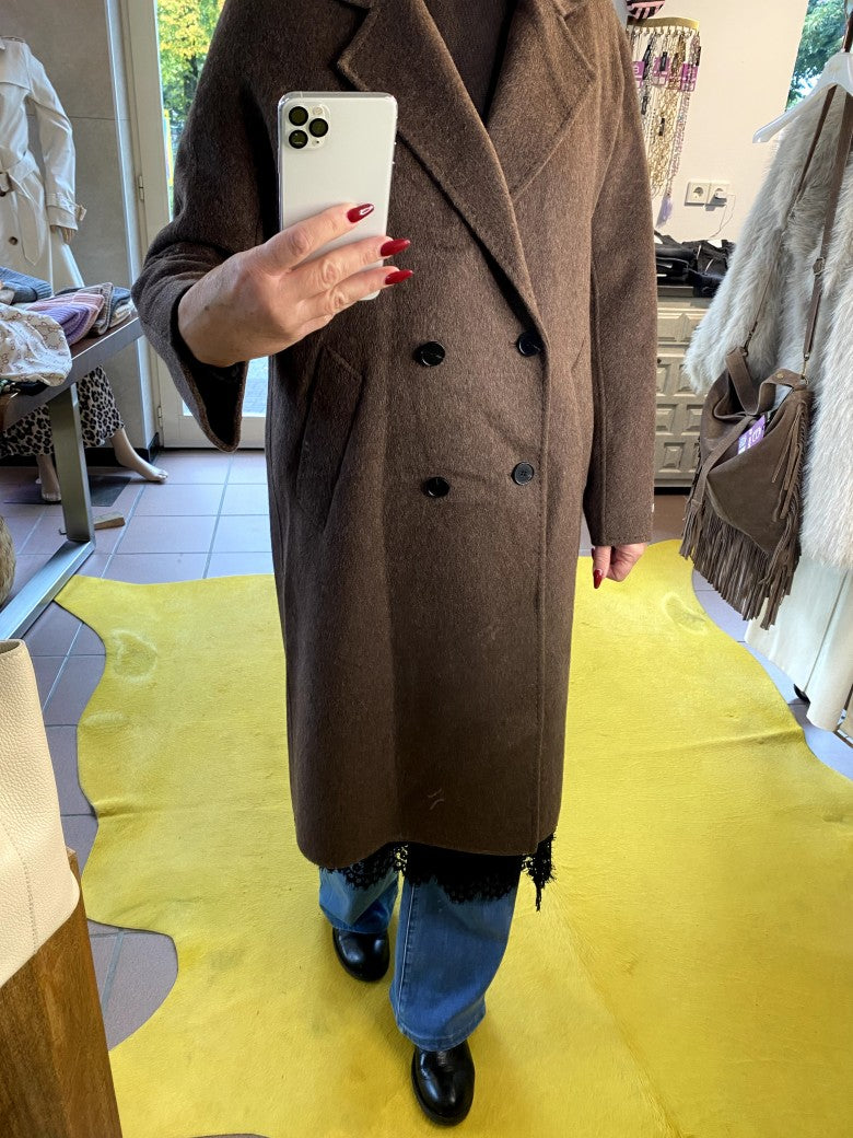 Zeitlose Eleganz mit dem handgefertigten Cashmere Kaschmir Mantel Wollmantel in Dark Coffee Braun von SensUniq - perfekter Tragekomfort, luxuriöse Weichheit!