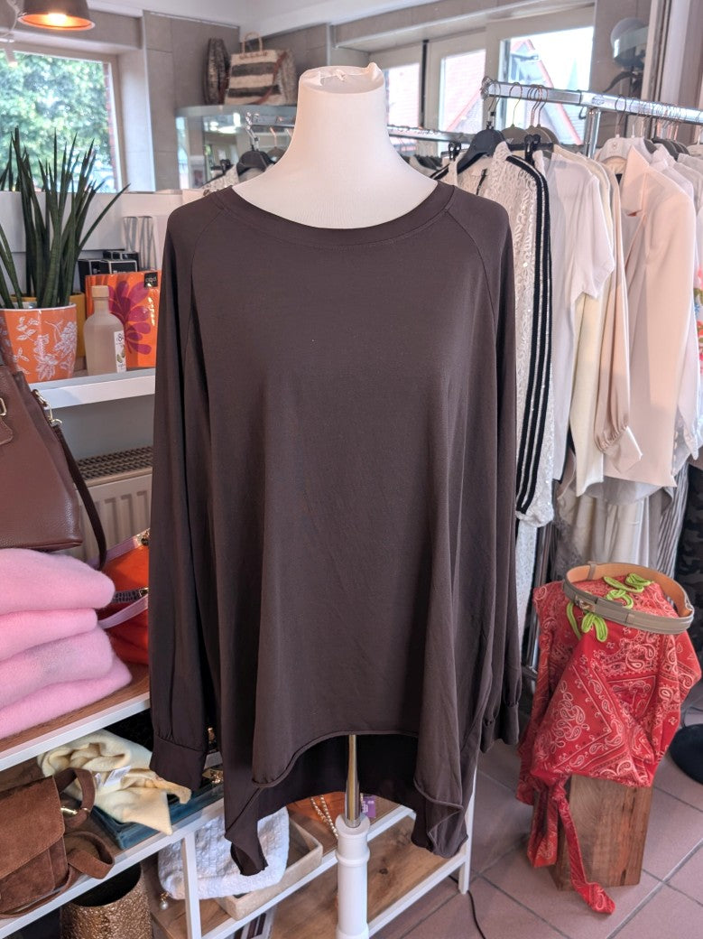 Oversized Shirt im angesagten VoKuHiLa-Stil, lässiger Schnitt und goldener Backprint "Style" in Leo Print aus hochwertiger Baumwolle in warmem Coffee-Braun.