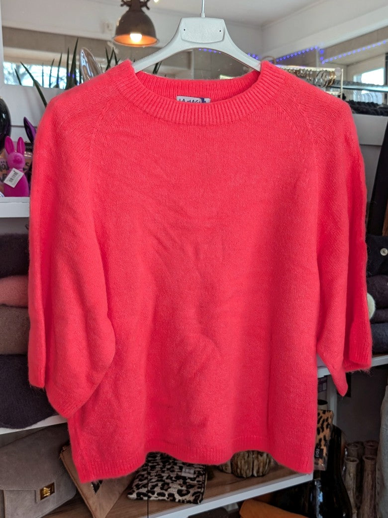 Superweicher Flausch Pullover aus Alpaka-Wolle verbindet zeitlose Eleganz mit unvergleichlichem Tragekomfort - anschmiegsam ohne zu beschweren!