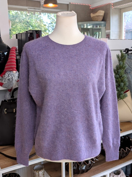 Eleganter mega kuscheliger Pullover in Flieder Lila meliert – luxuriöse Kaschmir Seide Wolle Mischung für höchsten Komfort, Langlebigkeit, Wärmeisolation.