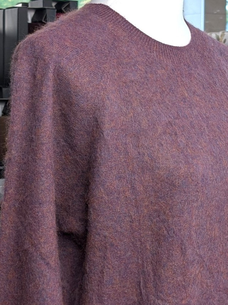 Eleganter mega kuscheliger Pullover in Pflaume Lila meliert – luxuriöse Kaschmir Seide Wolle Mischung für höchsten Komfort, Langlebigkeit und Wärmeisolation.