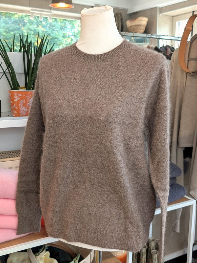 Eleganter mega kuscheliger Pullover in Taupe Braun – luxuriöse Kaschmir Seide Wolle Mischung für höchsten Komfort und Langlebigkeit natürliche Wärmeisolation