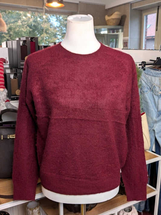 Eleganter mega kuscheliger Pullover in Burgunder Bordeaux Rot – luxuriöse Kaschmir Wolle Mischung für Komfort und Langlebigkeit mit natürlicher Wärmeisolation