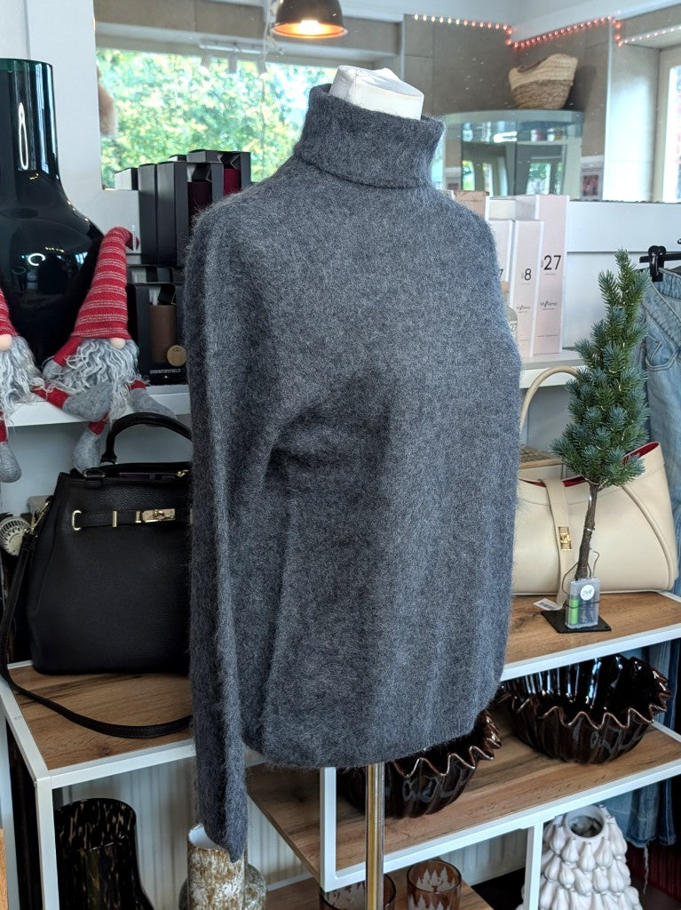 Eleganter mega kuscheliger Rollkragen Pullover in Anthrazit Grau – luxuriöse Kaschmir Seide Wolle Mischung für höchsten Komfort, Langlebigkeit, Wärmeisolation.
