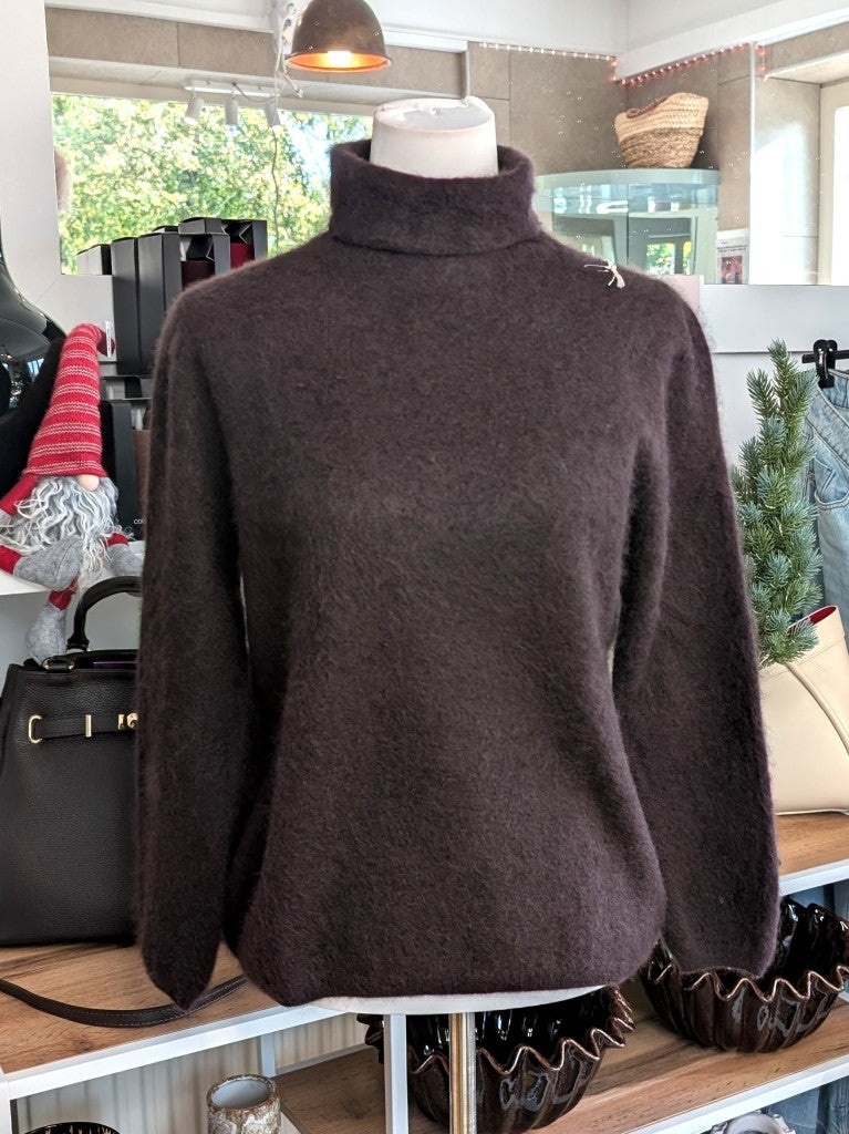 Eleganter mega kuscheliger Rollkragen Pullover in Coffee Braun – luxuriöse Kaschmir Seide Wolle Mischung für höchsten Komfort, Langlebigkeit, Wärmeisolation.
