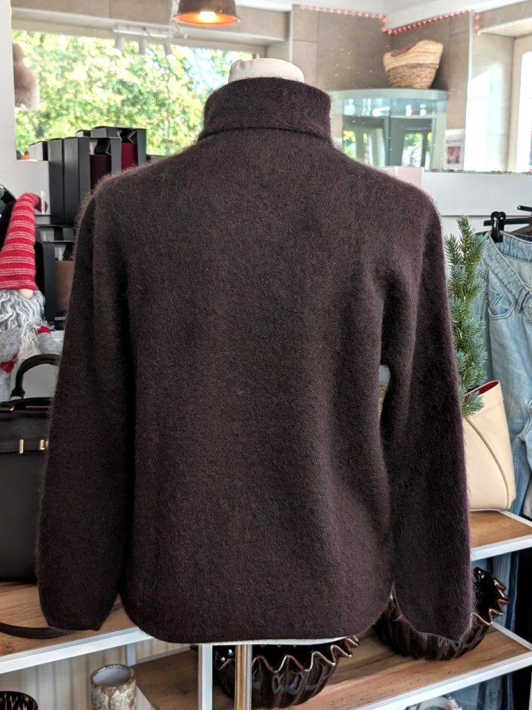 Eleganter mega kuscheliger Rollkragen Pullover in Coffee Braun – luxuriöse Kaschmir Seide Wolle Mischung für höchsten Komfort, Langlebigkeit, Wärmeisolation.