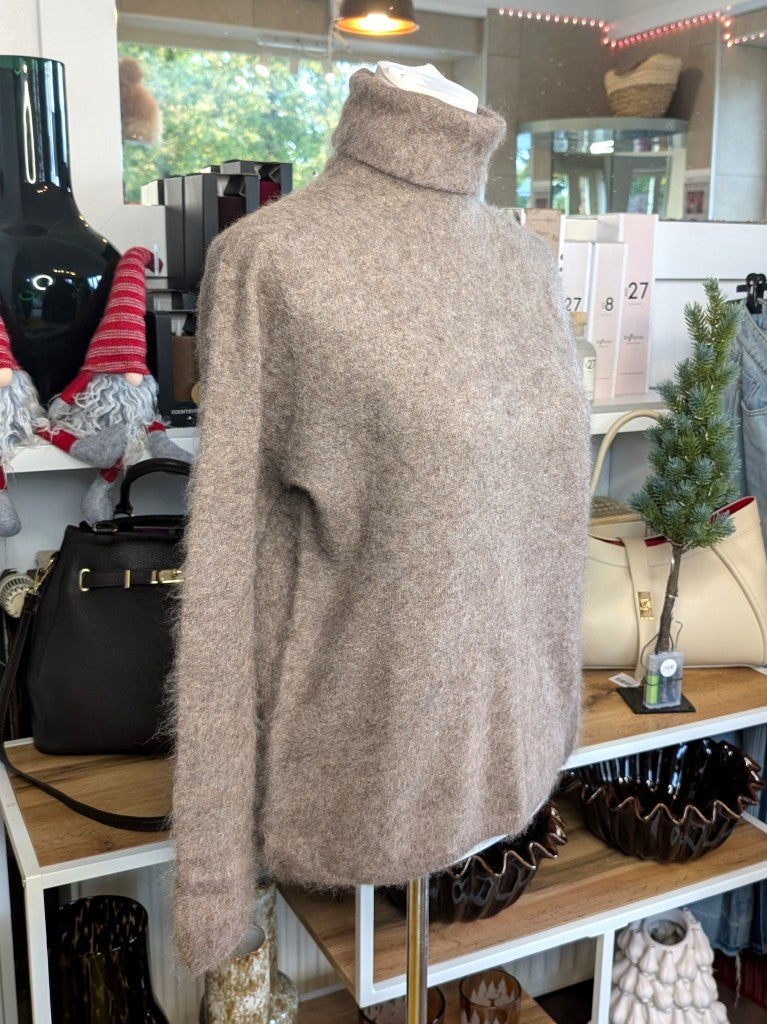 Eleganter mega kuscheliger Rollkragen Pullover in Taupe Braun – luxuriöse Kaschmir Seide Wolle Mischung für höchsten Komfort, Langlebigkeit, Wärmeisolation.