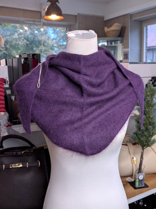 Eleganter flauschig weicher Dreieck Schal aus hochwertiger Wollmischung mit Kaschmir und Seide. Ein luxuriöses Stück für alle, die Qualität und Eleganz schätzen
