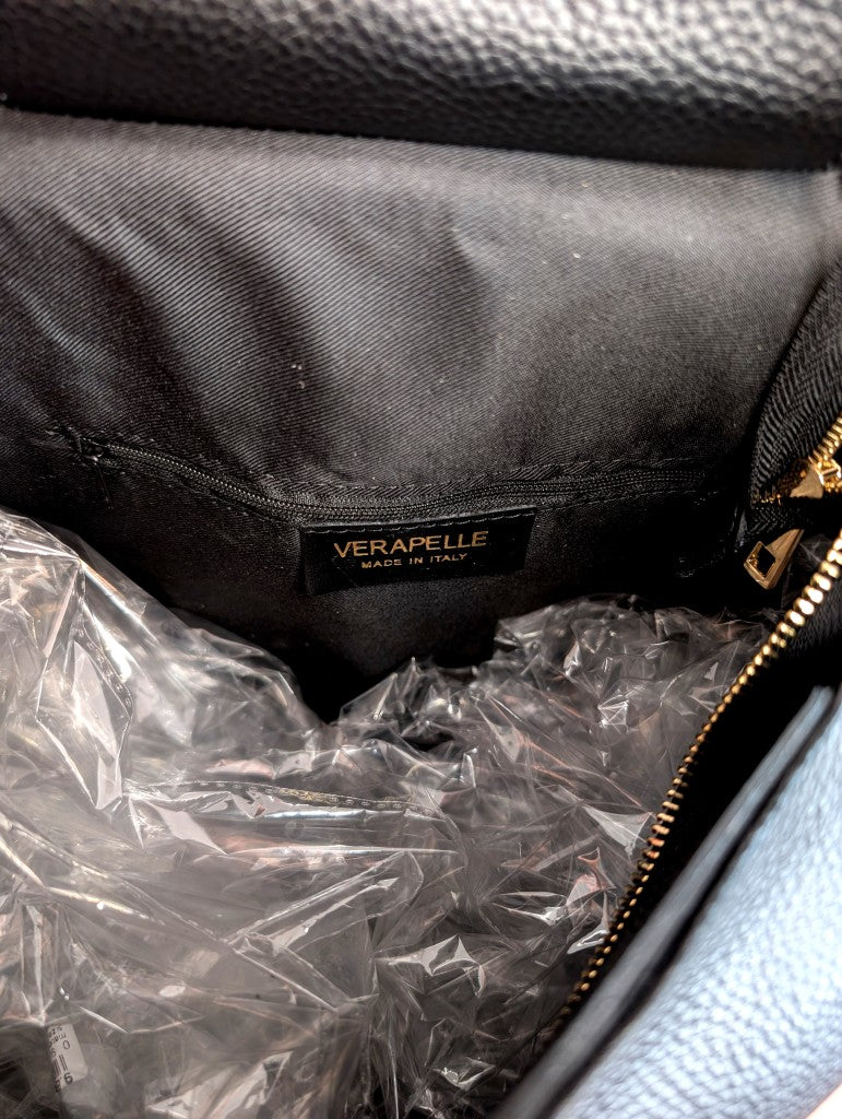 Elegante XL Schultertasche aus hochwertigem italienischem Leder mit verstellbarem Cross-Body Riemen in Schwarz, Ledergriffe samt Drehriegel Reißverschluss