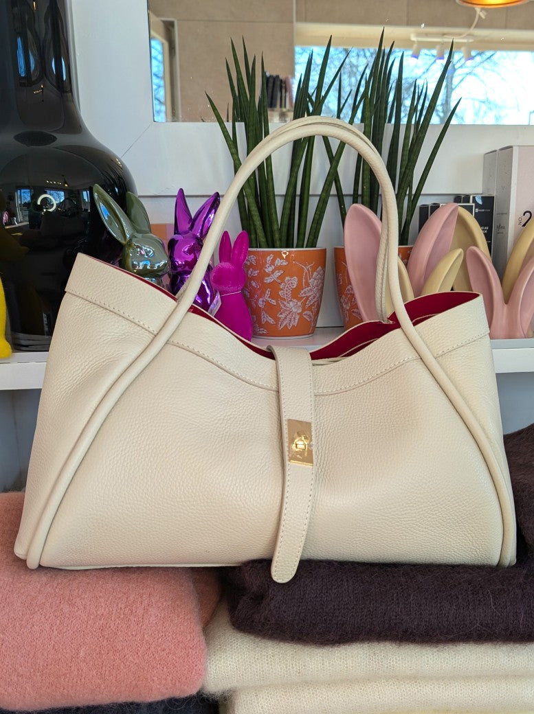 Wunderschöne Shopping Bag aus weichem Leder Cross-Body tragbar mit Schulterriemen in Beige Rot Gold im Marlon Firenze Large Tote Bag Venezia Stil - Must-Have!