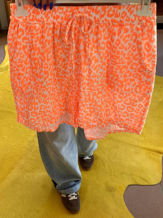 Shorts Mousselin Leo Muster Créme Orange One Size - von BELIEVE