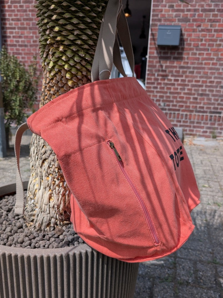 Die perfekte Begleiterin: XL Strand Tasche "The Tote Bag" Orange mit Reißverschluss und funktionaler Seitentasche - für Strandutensilien, Einkäufe, Alltägliches
