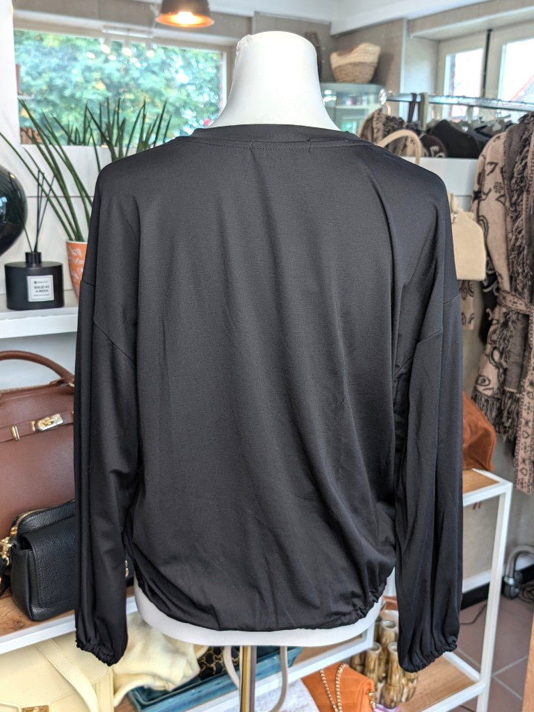 Gemütliches Cropped Langarm Shirt Sweatshirt aus weicher Viskose in klassichem Schwarz mit Gummizug am Saum.