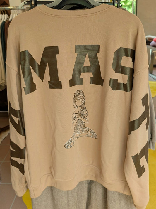 Verehre deinen inneren Frieden mit dem Sweatshirt NAMASTE von BELIEVE! Zeige deine innere Ruhe und erwecke deine Sinne!