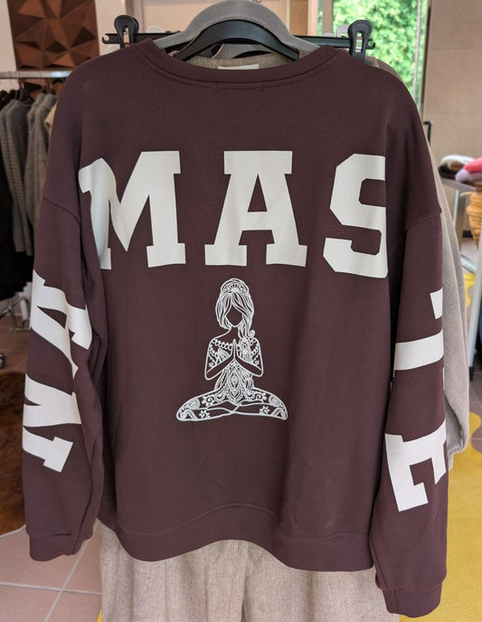 Verehre deinen inneren Frieden mit dem Sweatshirt NAMASTE von BELIEVE! Zeige deine innere Ruhe und erwecke deine Sinne!