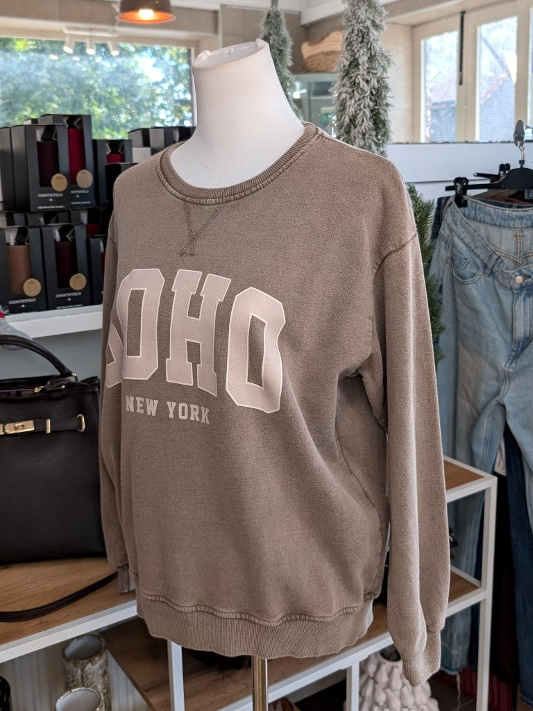 Das Sweatshirt SOHO New York in Fango Sandgrau mit Beige bietet erstklassigen Tragekomfort und moderne Optik - ideal für stilbewusste elegante und Freizeitlooks