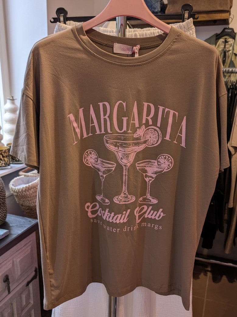 Entdecke unser neues T-Shirt Margarita in Taupe Rosa aus Baumwolle von BELIEVE. Hol es dir jetzt!