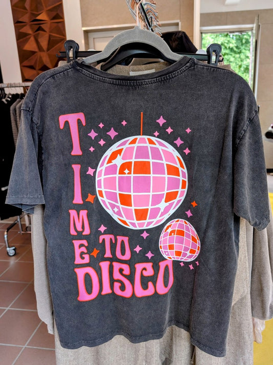 Das Anthrazit T-Shirt mit lebendigem Backprint in Pink, Orange und Flieder bringt Disco-Feeling in deinen Alltag - perfekt für farbenfrohe trendiges Outfit!