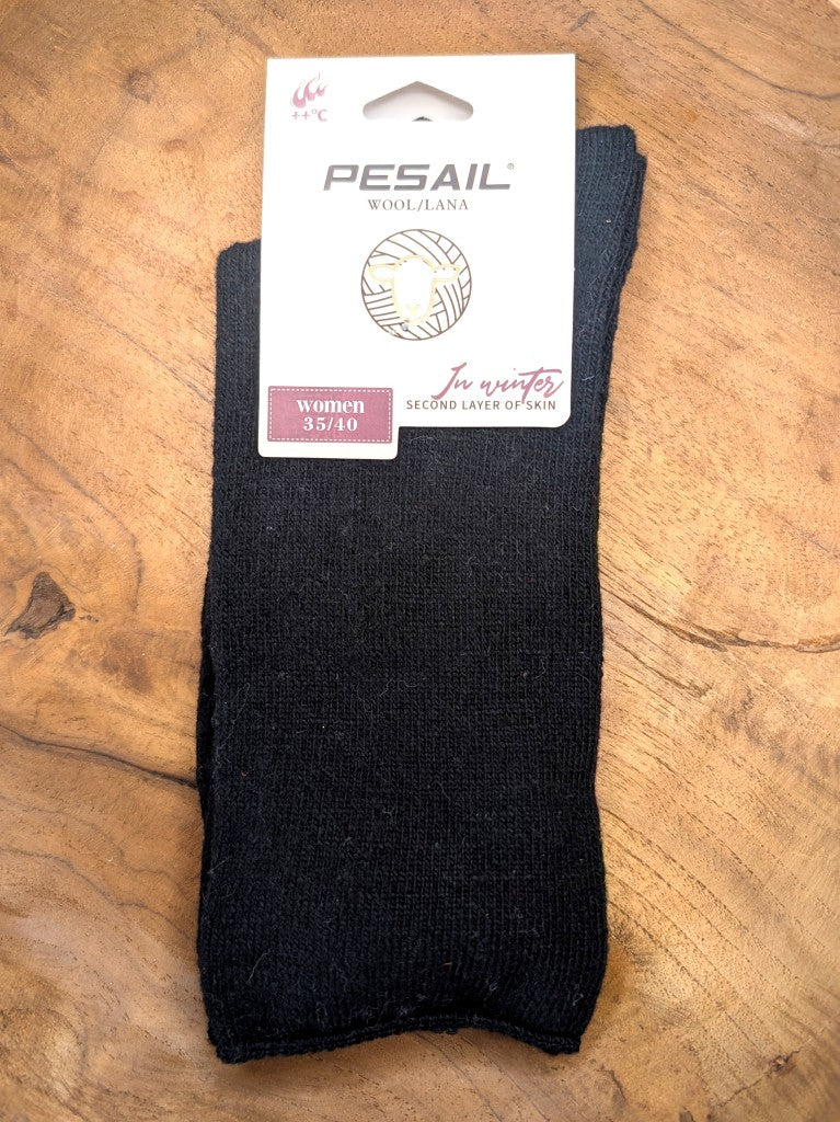 Wärmende Thermo Socken aus hochwertiger Kaschmir-Woll-Mischung. Das Second-Layer-of-Skin-System sorgt für optimale Wärmeisolation und Feuchtigkeitsregulation.