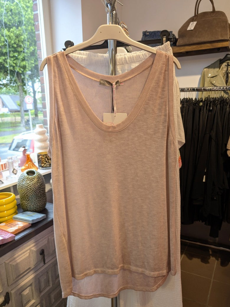 Genieße den Sommer in diesem beliebten langen Top von BELIEVE in elegantem Altrosa aus bequemer Baumwolle und in lässiger Passform!