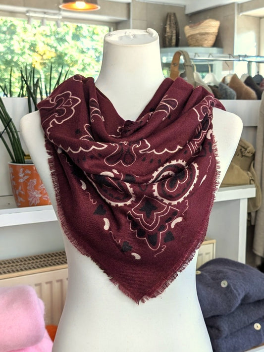 Elegantes Bandana-Tuch aus 100% Viskose, raffinierter ethnischer Charakter durch florales Paisley Muster im Kujten-Stil - als Kopftuch, Halstuch, Schulterumhang
