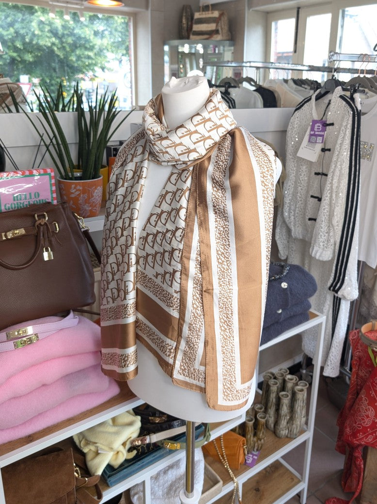 Hochwertiges Rechtecktuch im zeitlosen Dior-Stil in Crème Gold aus edler Seide und Viskose - als Schultertuch, Halstuch, Hüfttuch oder elegantes Accessoire.