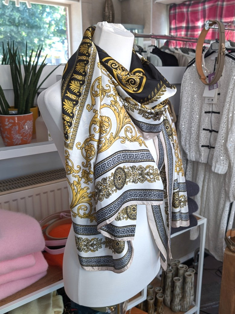 Hochwertiges Rechtecktuch im zeitlosen Versace-Stil in Crème Schwarz Gold aus Seide Viskose - als Schultertuch, Halstuch, Hüfttuch oder elegantes Accessoire.