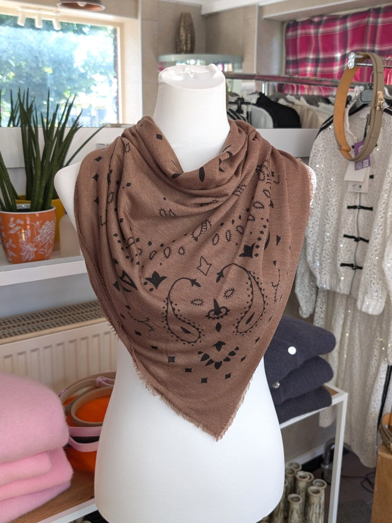 Raffiniert elegantes Paisley Tuch aus Kaschmir Merino Wolle in Braun Schwarz. Styling als Halstuch, Kopftuch, Tuch um die Hüften oder stilvolles Accessoire!