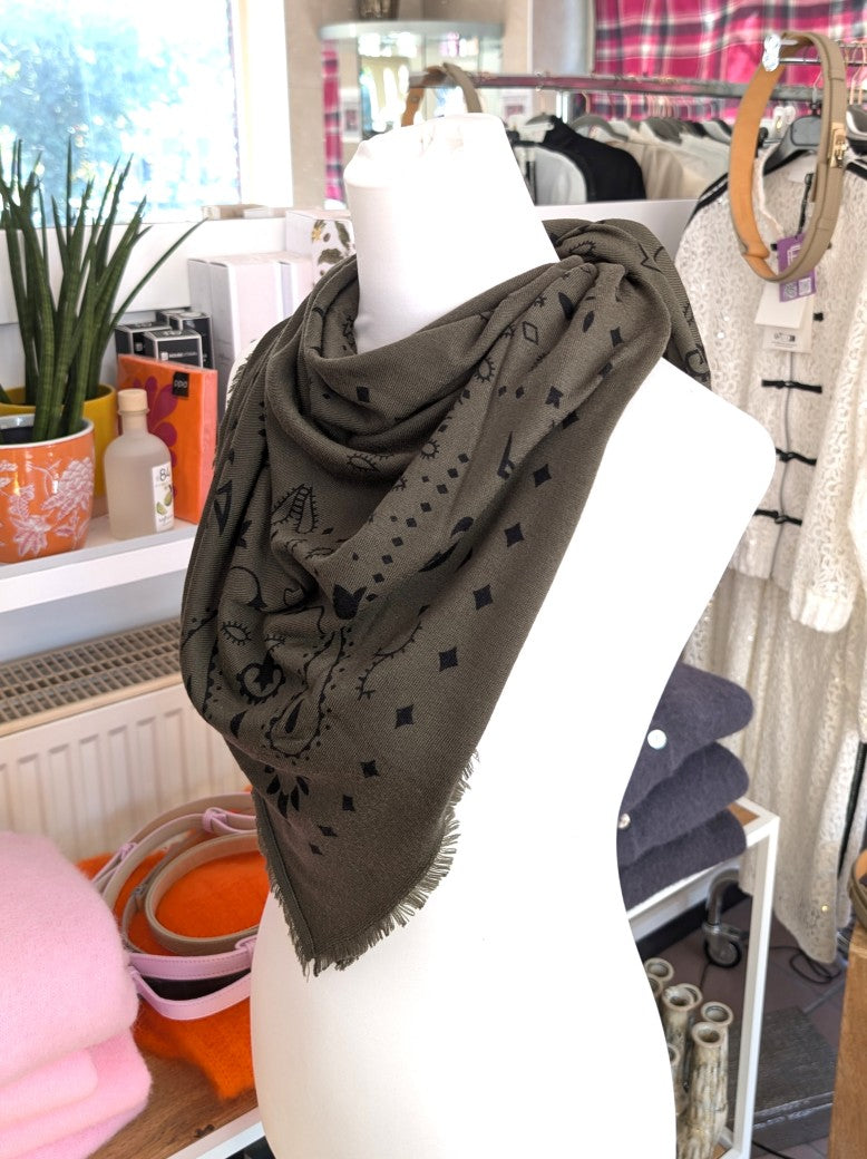 Raffiniert elegantes Paisley Tuch aus Kaschmir Merino Wolle in Khaki Schwarz. Styling als Halstuch, Kopftuch, Tuch um die Hüften oder stilvolles Accessoire!