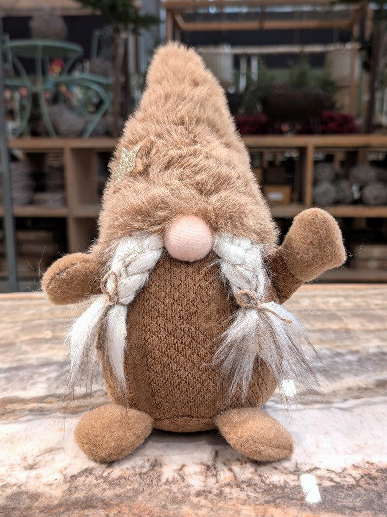 Der charmante flauschige Wichtel bringt festliche Wärme in jedes Zuhause. Perfekt als Tischdekoration, Regalschmuck oder Geschenk für Herbst Winter Weihnachten.