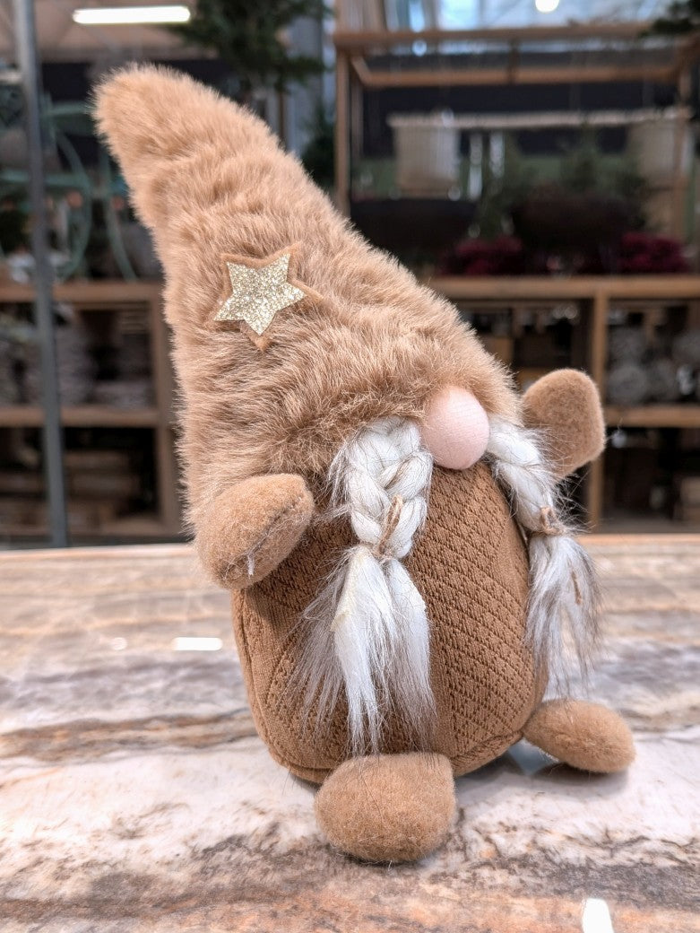 Der charmante flauschige Wichtel bringt festliche Wärme in jedes Zuhause. Perfekt als Tischdekoration, Regalschmuck oder Geschenk für Herbst Winter Weihnachten.