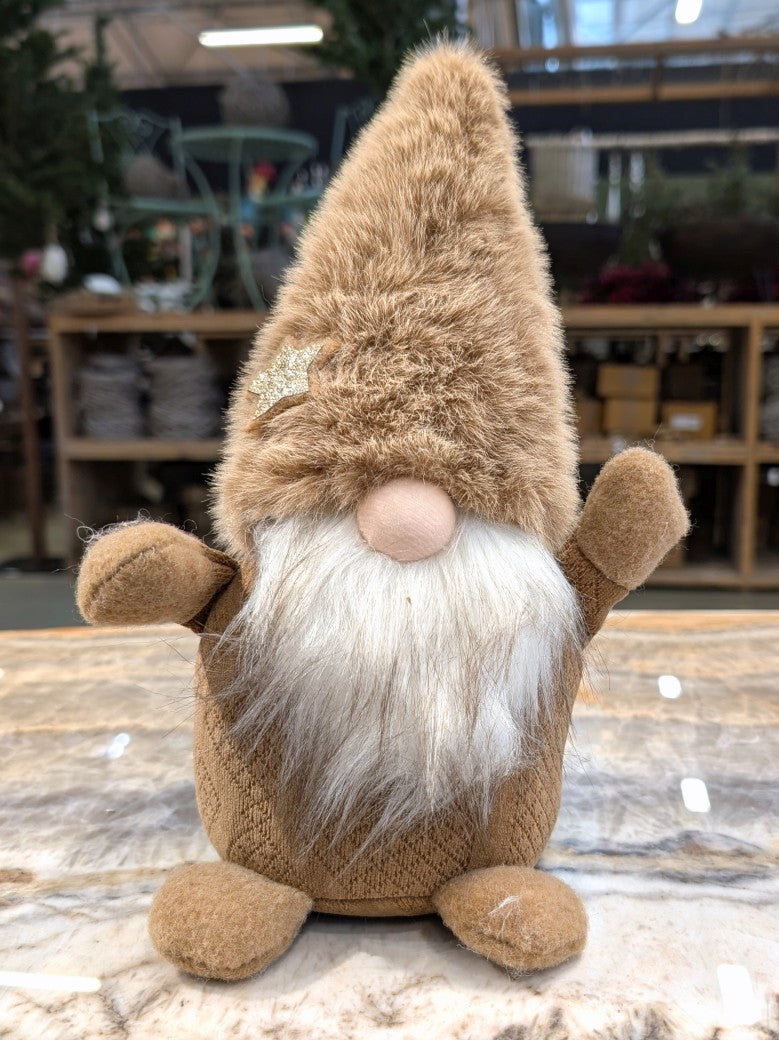 Der charmante flauschige Wichtel bringt festliche Wärme in jedes Zuhause. Perfekt als Tischdekoration, Regalschmuck oder Geschenk für Herbst Winter Weihnachten.
