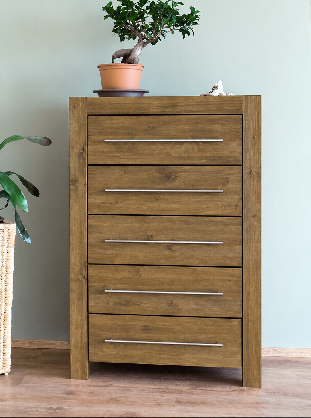 SOLIDO Massivholz Kommode – Handgefertigte Eleganz für Ihr Zuhause